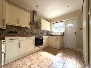 Photo 6- click for photo gallery